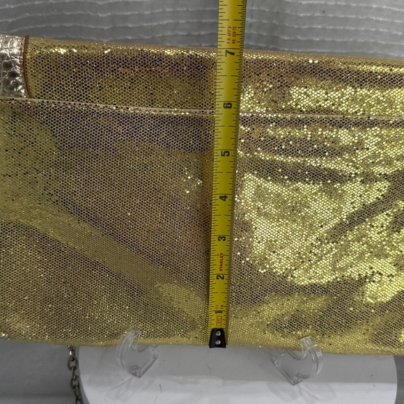 (E4) Guess virtual glitter clutch with flap and shoulder chain - Picture 5 of 15